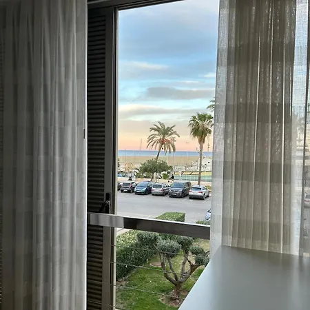 Holiday home Triplex Luminoso En Primera Linea De Playa